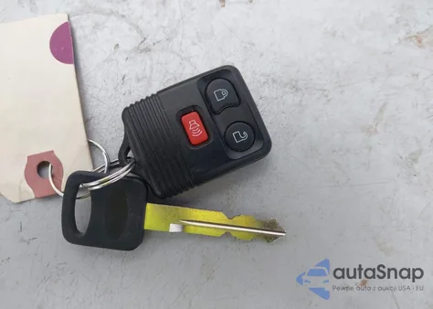 2005 Ford F-250 Lariat/Xl/Xlt z USA, uszkodzony, nr VIN 1FTSX21P65EB81241